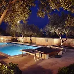 The Old Captain's Heritage Villa Trogir
